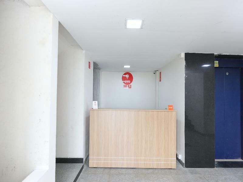 Готель Oyo Flagship 14716 Omr Kelambakkam Ченнаї Екстер'єр фото