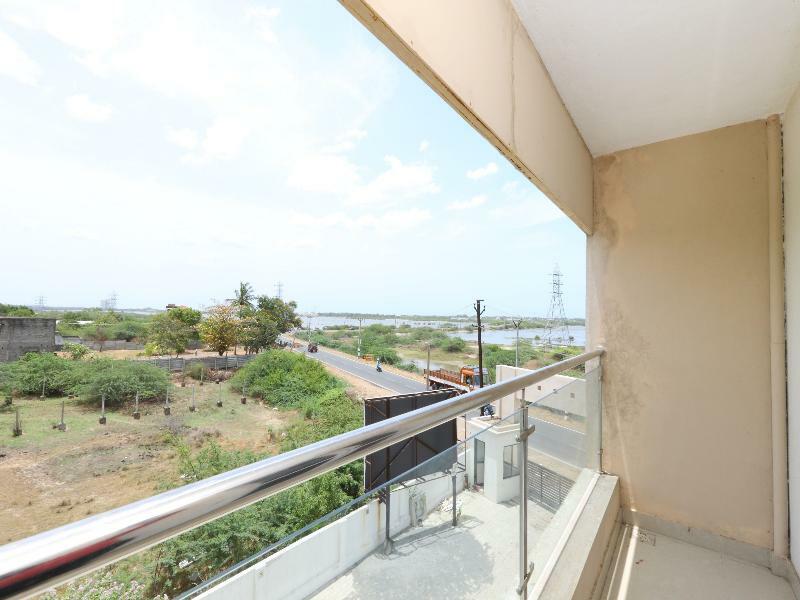Готель Oyo Flagship 14716 Omr Kelambakkam Ченнаї Екстер'єр фото